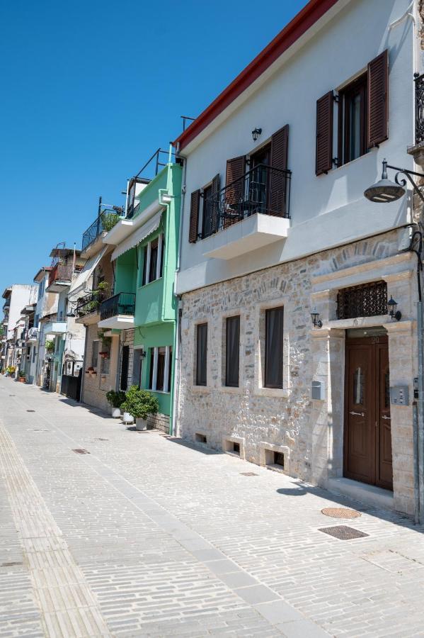 Casa En El Lago -Luxury Apartments In The Historical Center Of อิโออันนินา ภายนอก รูปภาพ